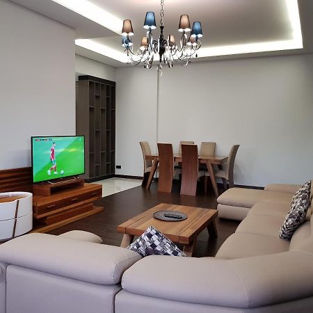 Northern Avenue - Teryan Crossroads 3Bedroom Modern And Comfortable Apartment Tt666 Erevan Exterior foto