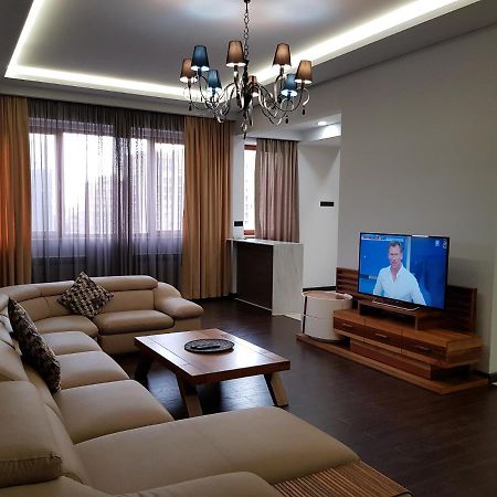 Northern Avenue - Teryan Crossroads 3Bedroom Modern And Comfortable Apartment Tt666 Erevan Exterior foto